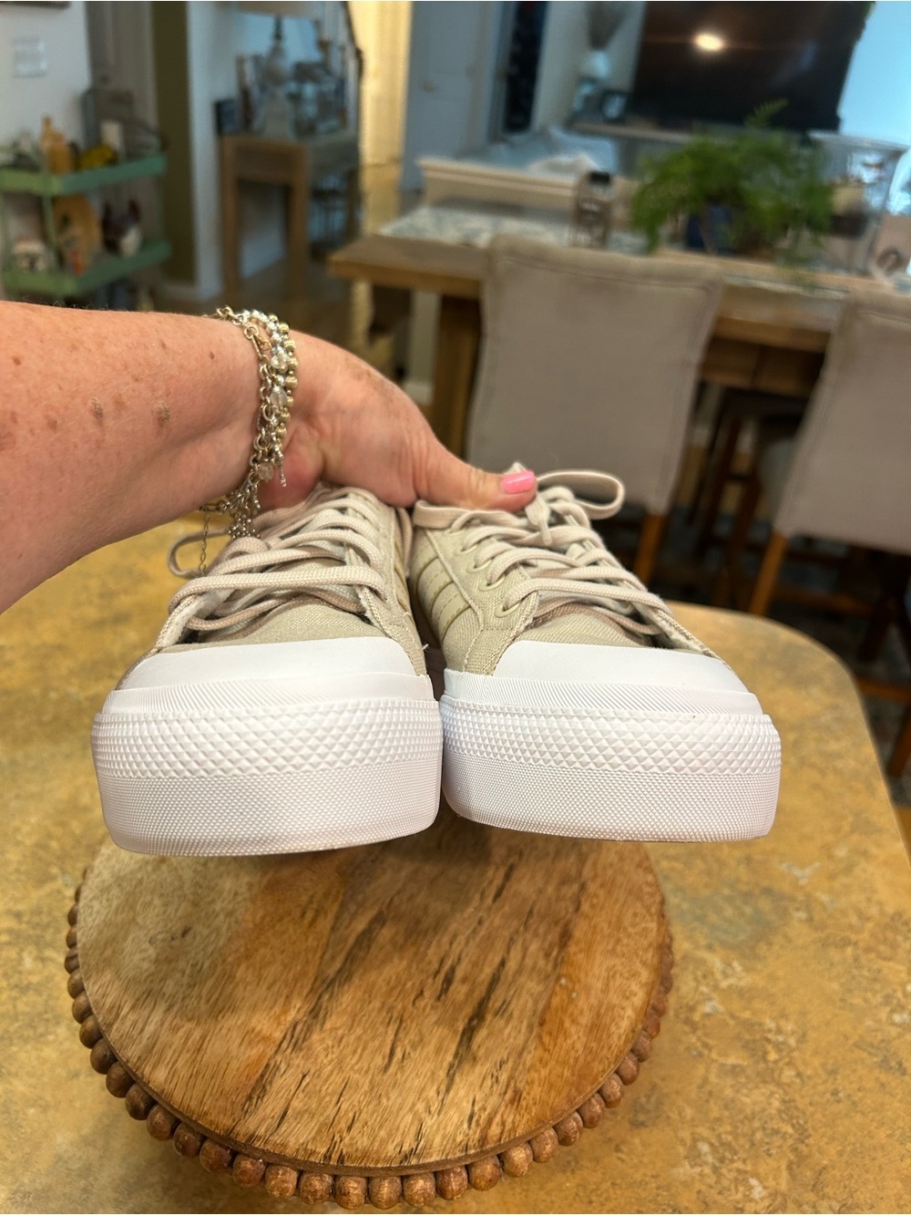 adidas Bravada 2.0 Platform Women’s Sneaker - Wonder Beige - Picture 4 of 11